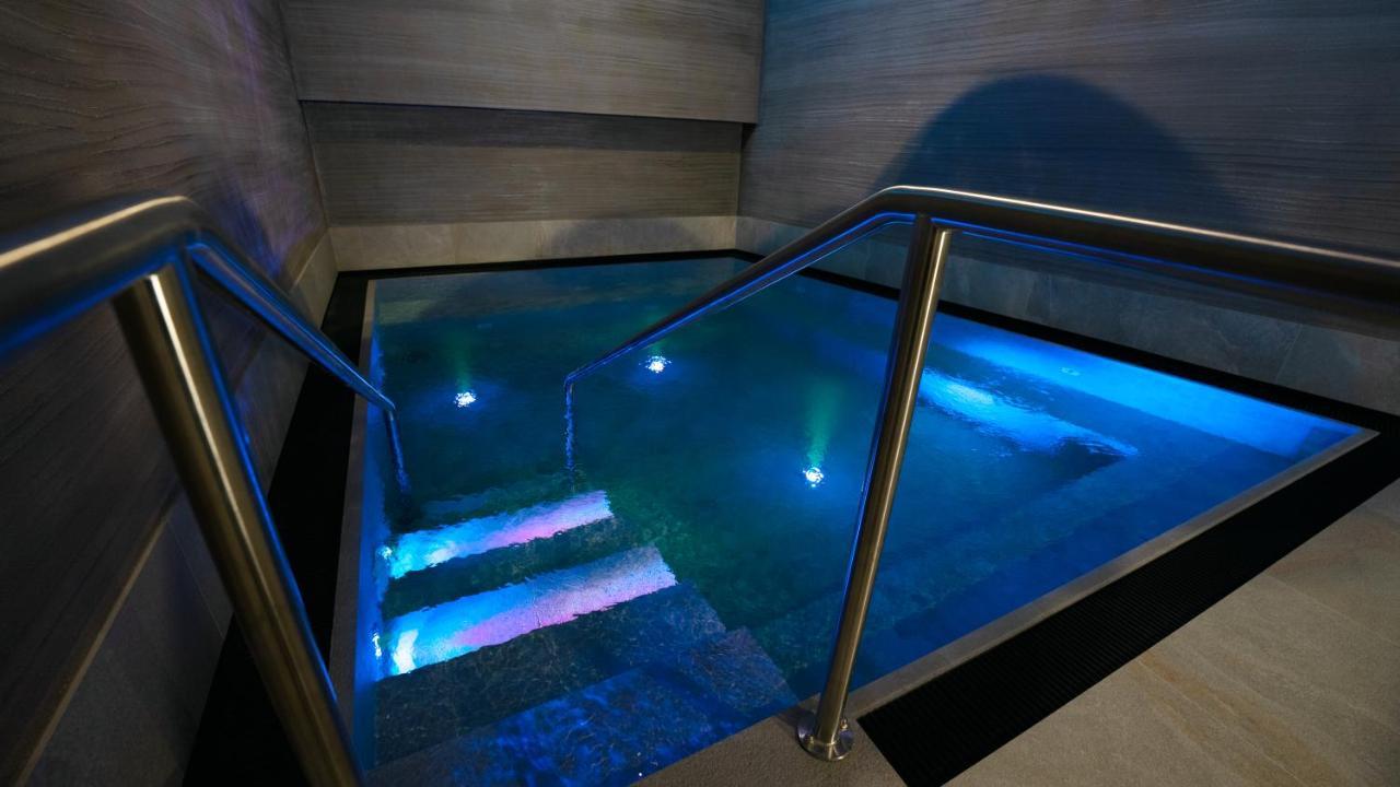 Laax Wellnesshostel3000 Bagian luar foto